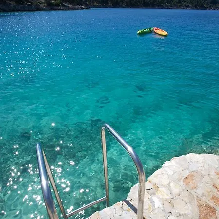 Villa Lotus Milna (Brac)