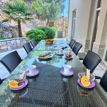 Villa Lotus Milna (Brac)